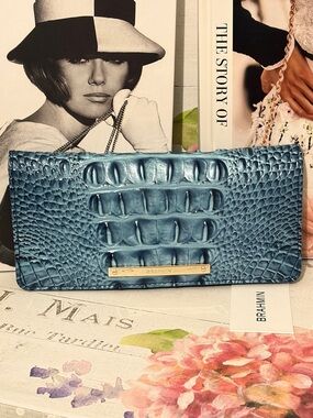NWT✨BRAHMIN Retro Blue Melbourne💙 Croc-Embossed Ady Wallet RARE
